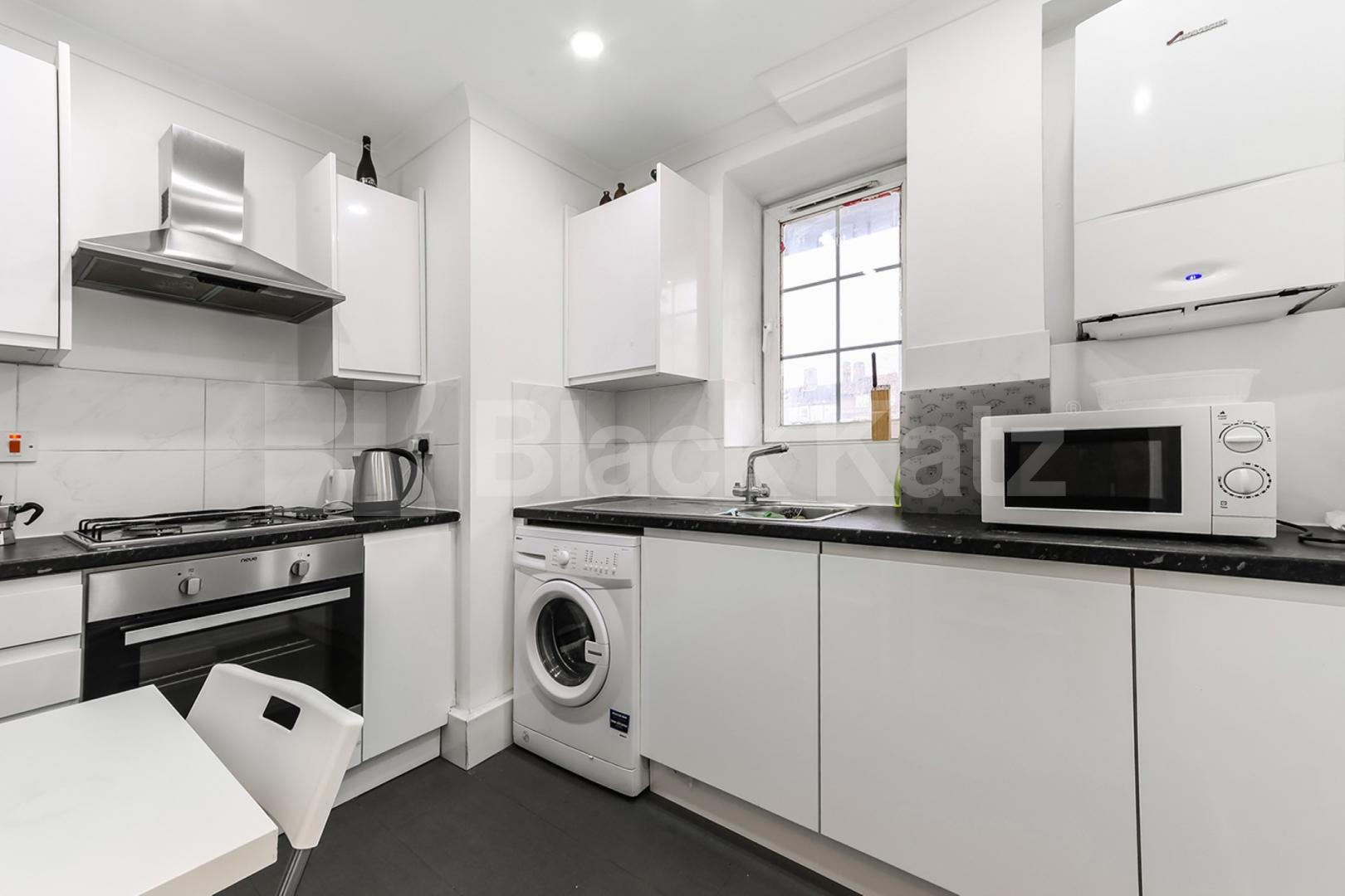 Recently refurbished throughout with wooden floors & superbly located  Law Street, Borough/London Bridge